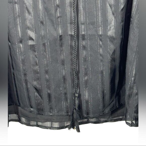 J.O.A Cap Sleeve Black Metallic Shimmer Tie Neck Blouse NWT size XS - Picture 3 of 12